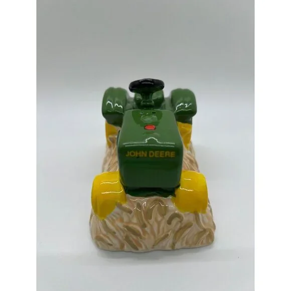 John Deere Tractor  Salt and Pepper  Shakers John Deere Green Farm House Country - Picture 3 of 13